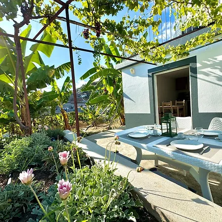 Casa Juliana Ribeira Brava